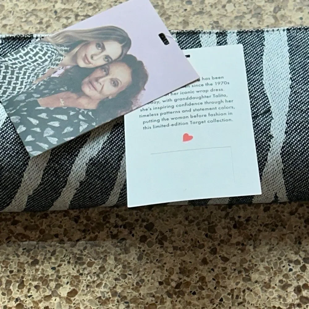 DVF 4 Target 🎯 Zebra 🦓 Stripe Table Runner Get Wild!
